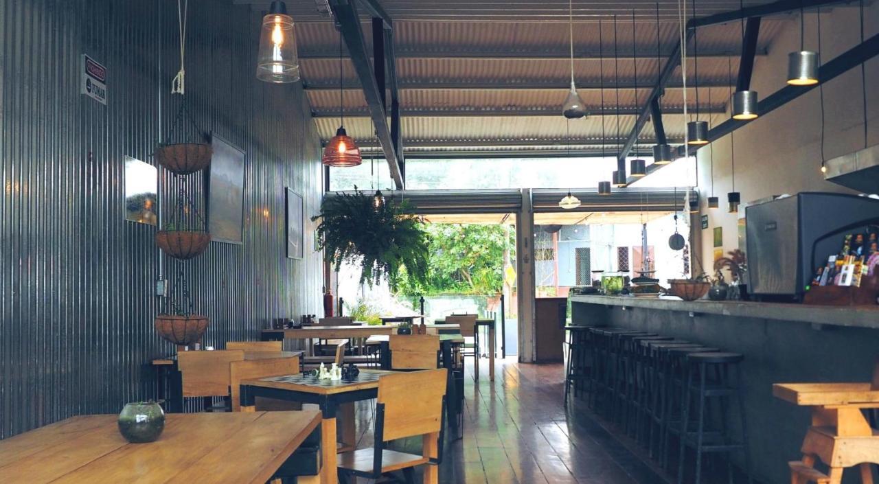 Outbox Inn Monteverde Dış mekan fotoğraf